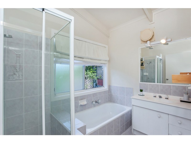 14 Lochinvar Court, Highland Park QLD 4211