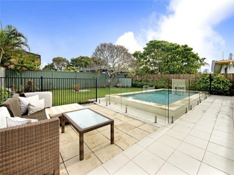 25 Brindisi Avenue, Surfers Paradise QLD 4217