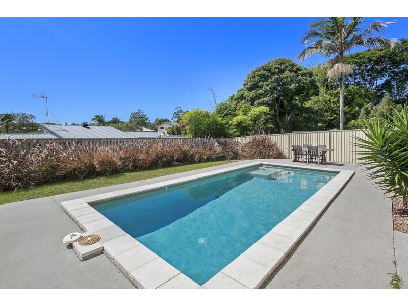 6 Murrumba Drive, Ashmore QLD 4214