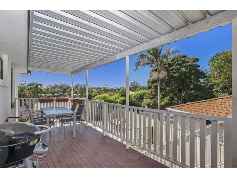 6 Murrumba Drive, Ashmore QLD 4214