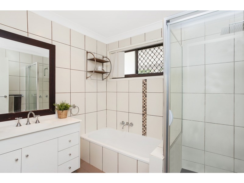 6 Murrumba Drive, Ashmore QLD 4214