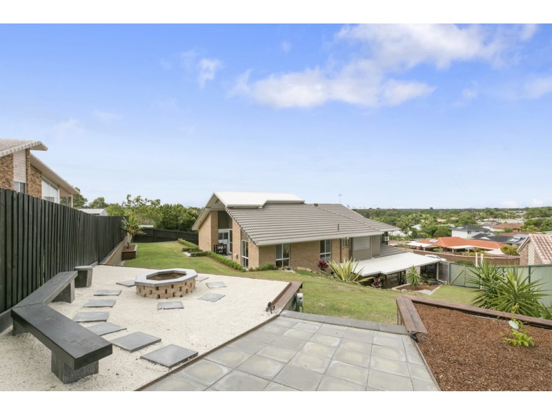 5 Foxhill Court, Carrara QLD 4211