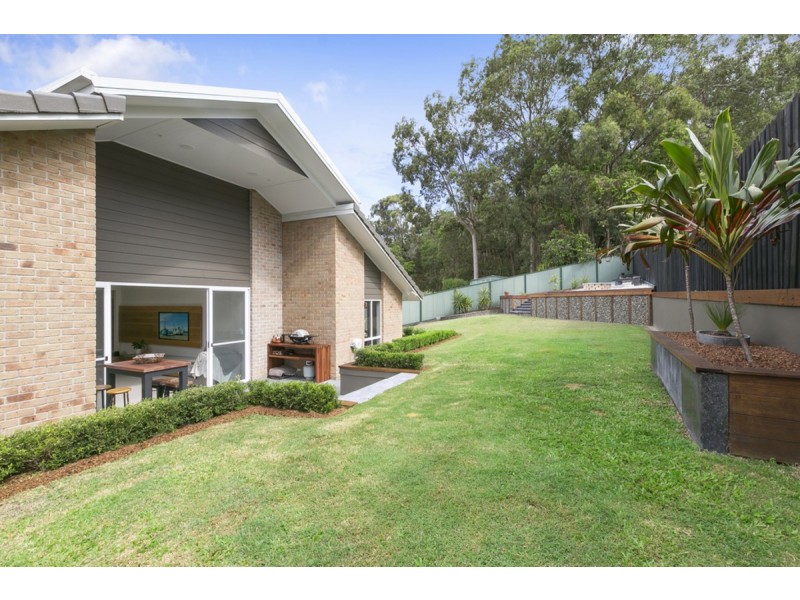 5 Foxhill Court, Carrara QLD 4211