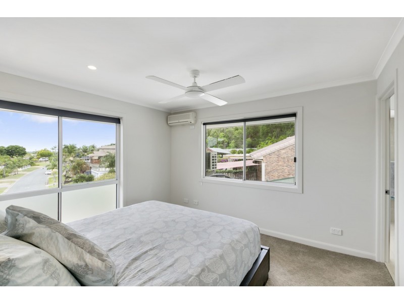 5 Foxhill Court, Carrara QLD 4211