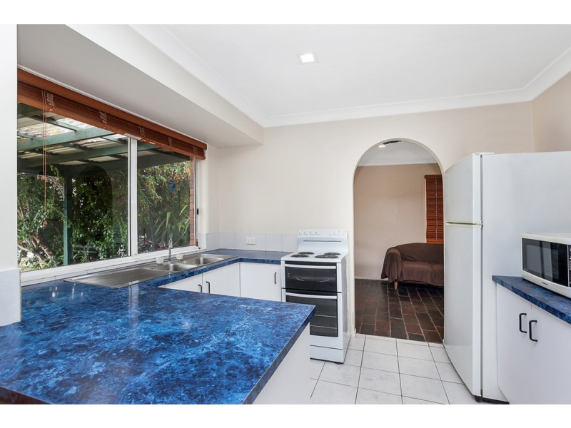 4 Tristania Way, Highland Park QLD 4211