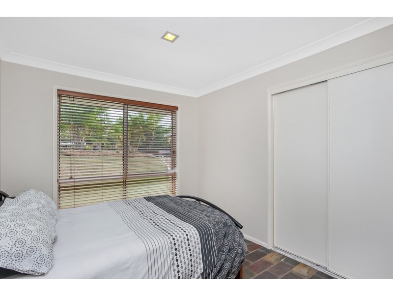 4 Tristania Way, Highland Park QLD 4211