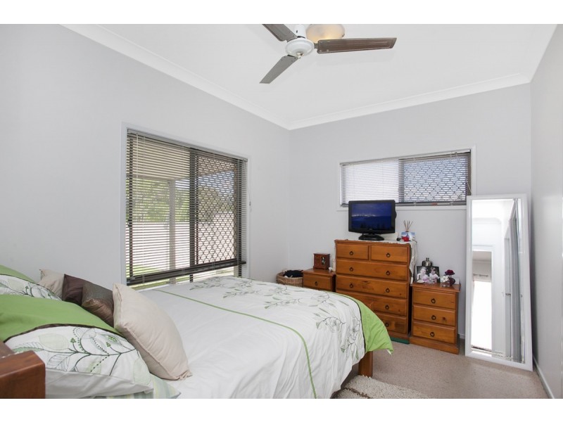 5 Jindivick Street, Worongary QLD 4213