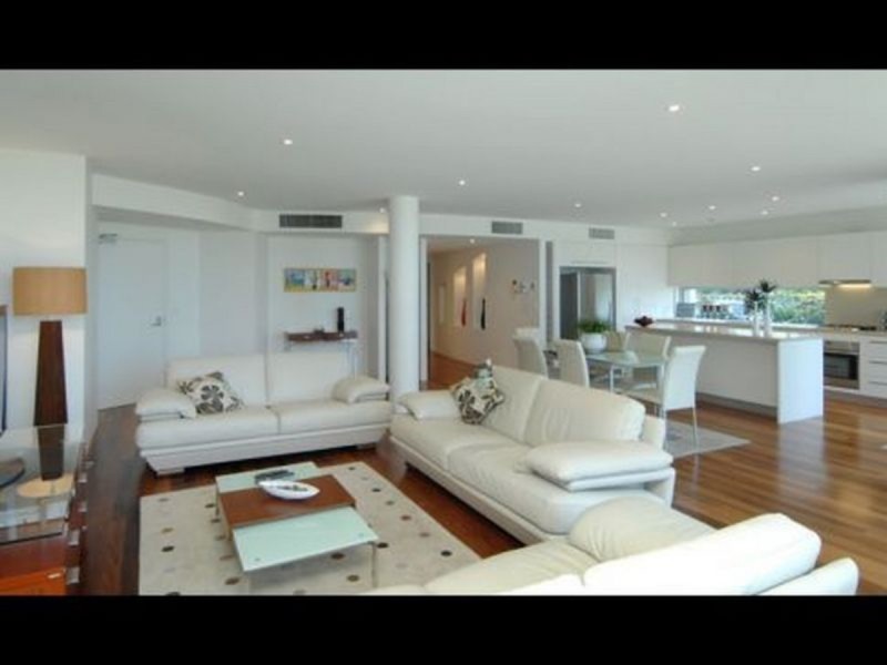 1/112 The Esplanade, Burleigh Heads QLD 4220