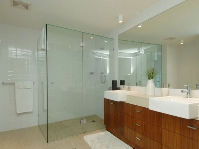 1/112 The Esplanade, Burleigh Heads QLD 4220