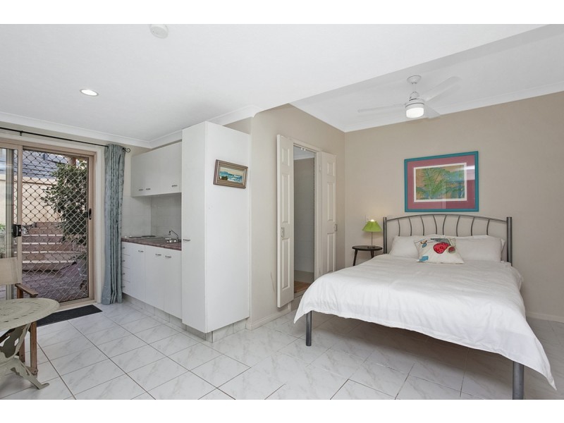 5 Beaufort Court, Highland Park QLD 4211