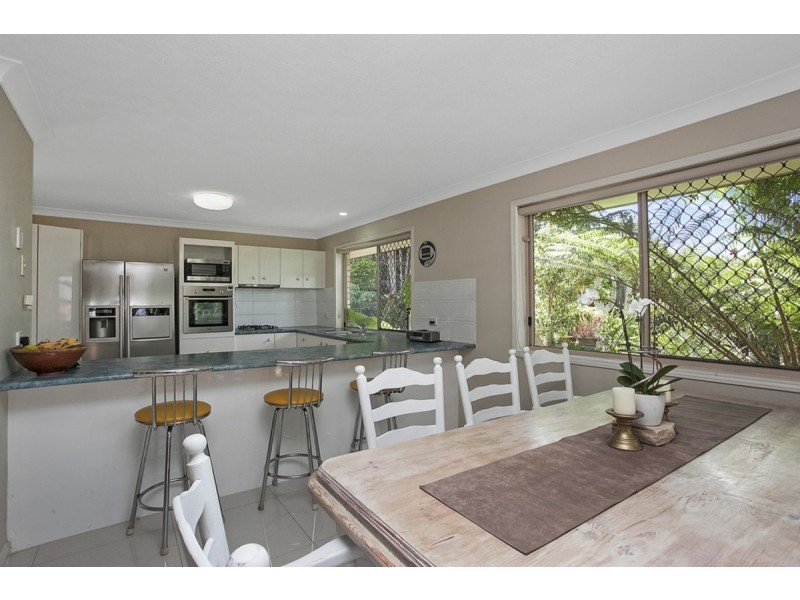 5 Beaufort Court, Highland Park QLD 4211