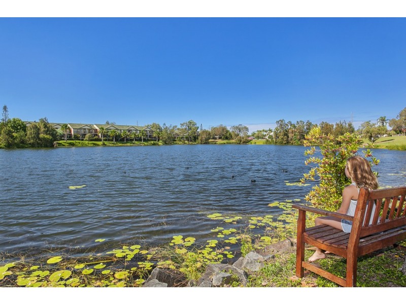 5 Montserrat Court, Clear Island Waters QLD 4226