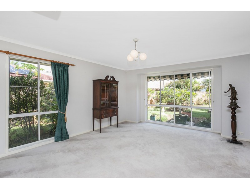 5 Montserrat Court, Clear Island Waters QLD 4226
