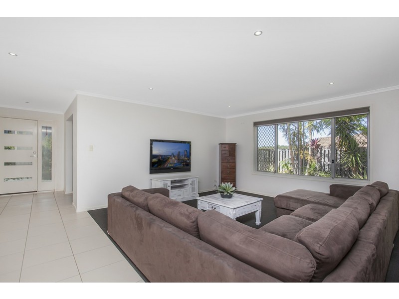 28 Kelsey Circuit, Nerang QLD 4211