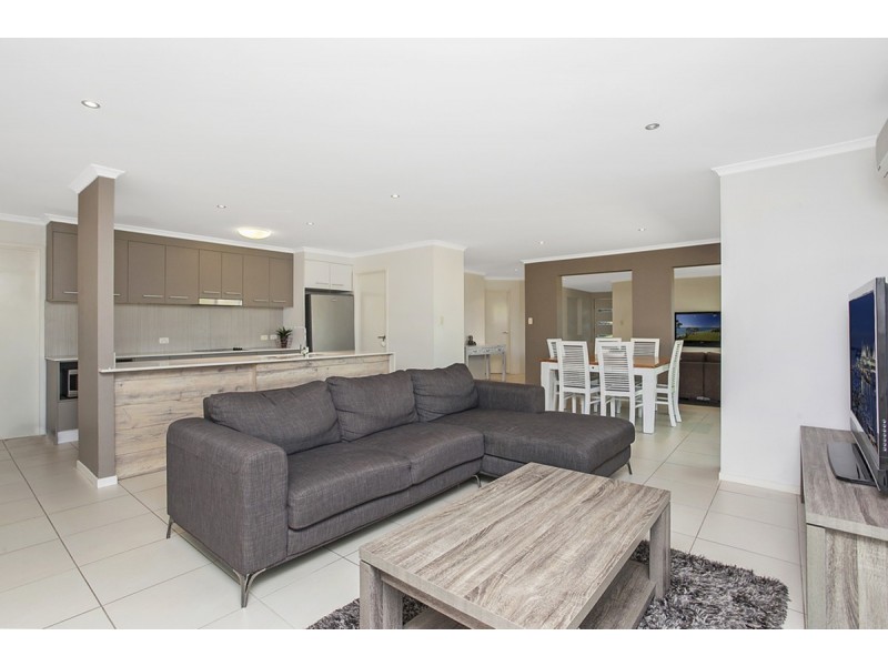 28 Kelsey Circuit, Nerang QLD 4211
