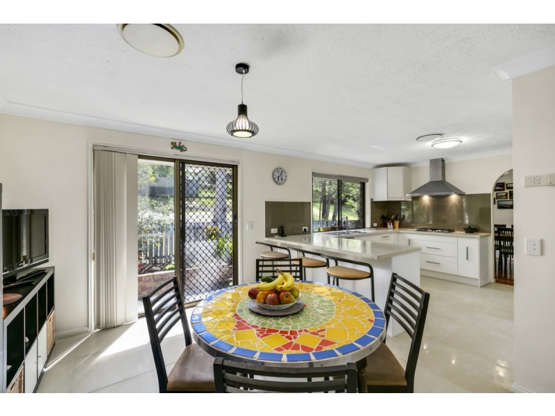 13 Woolmere Street, Carrara QLD 4211