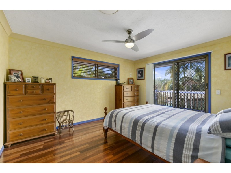 13 Woolmere Street, Carrara QLD 4211