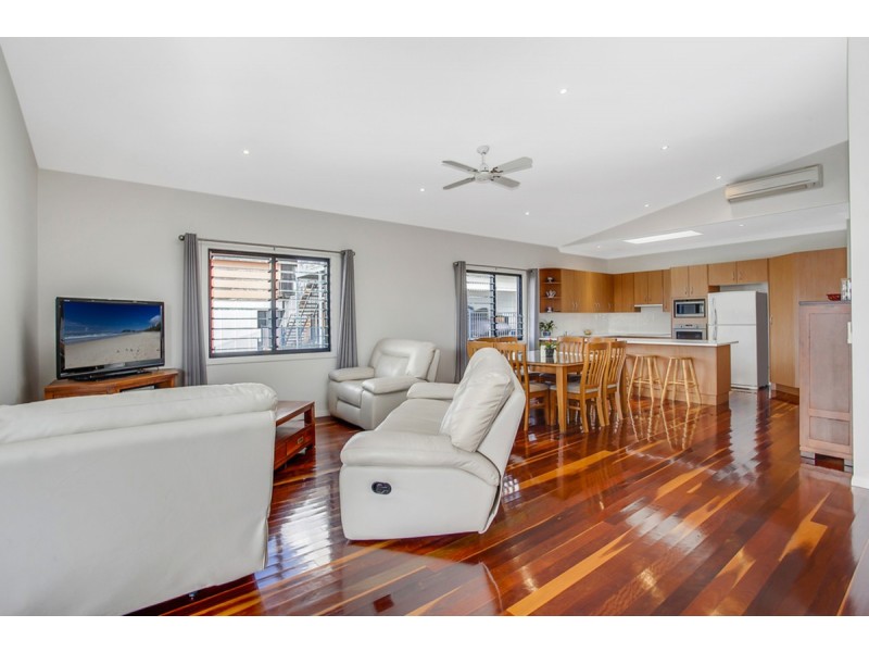 47 Tara Vista Boulevard, Highland Park QLD 4211