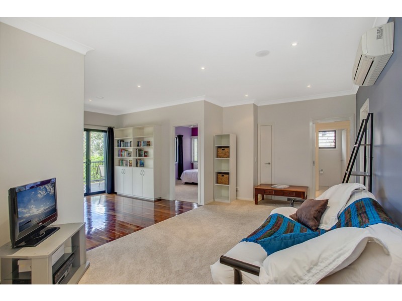47 Tara Vista Boulevard, Highland Park QLD 4211