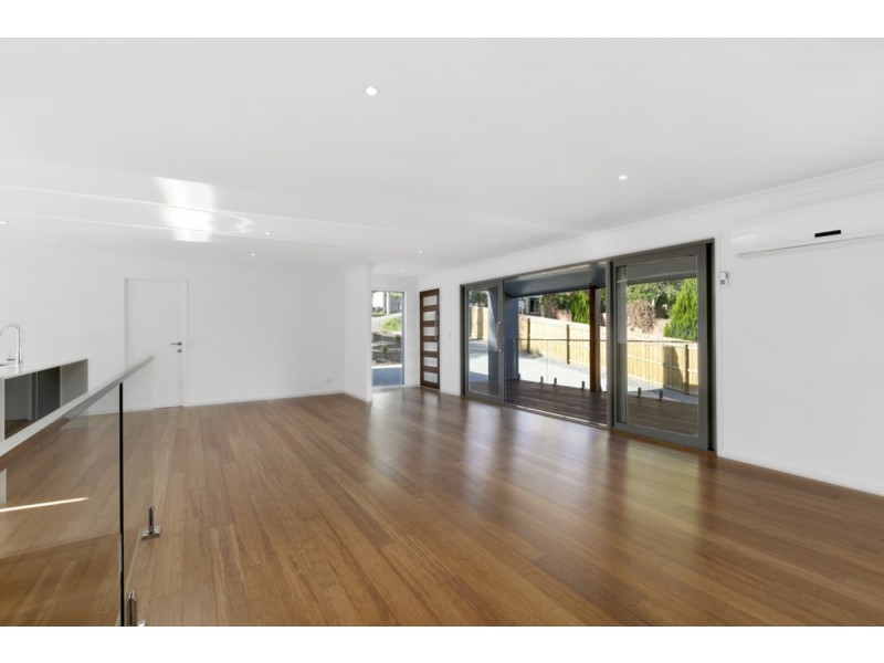 61 Plateau Crescent, Carrara QLD 4211