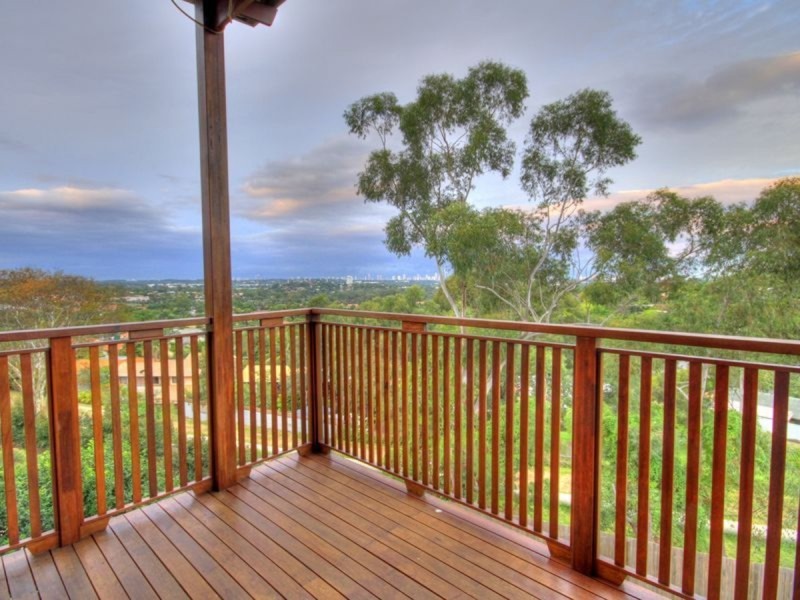 38 Convery Crescent, Highland Park QLD 4211