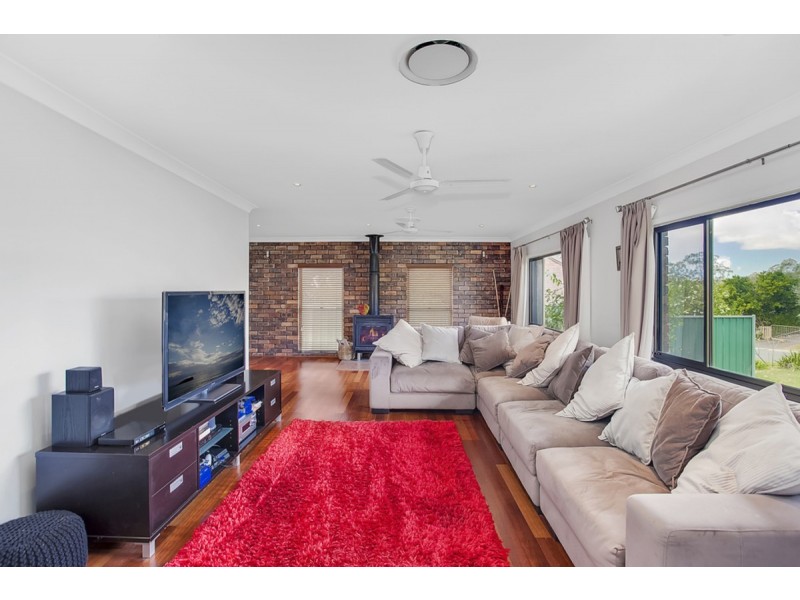 62 Merloo Drive, Nerang QLD 4211