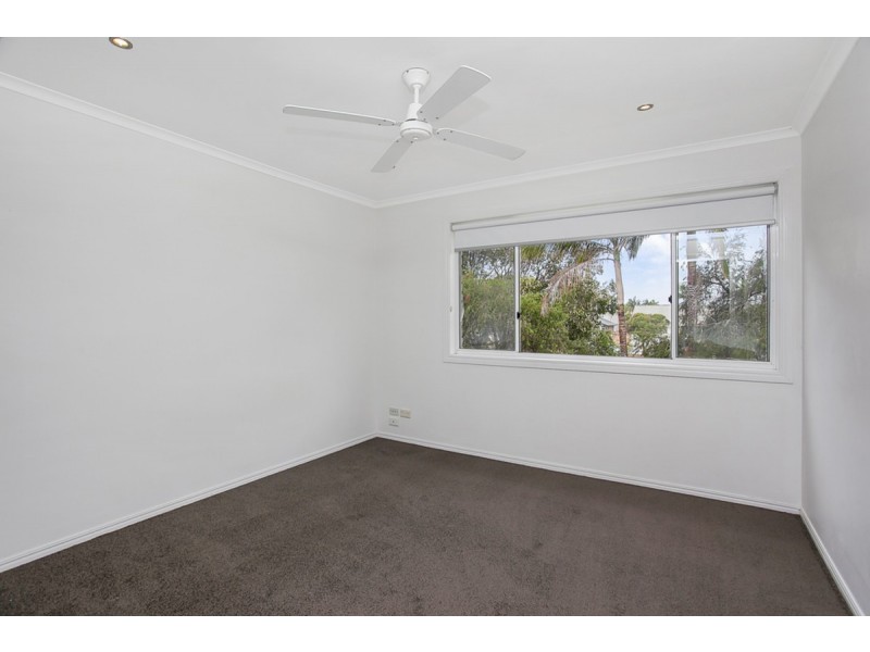 17/447 Pine Ridge Road, Runaway Bay QLD 4216