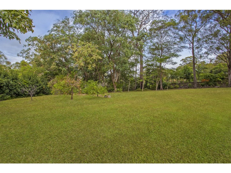 3 Donilla Place, Nerang QLD 4211
