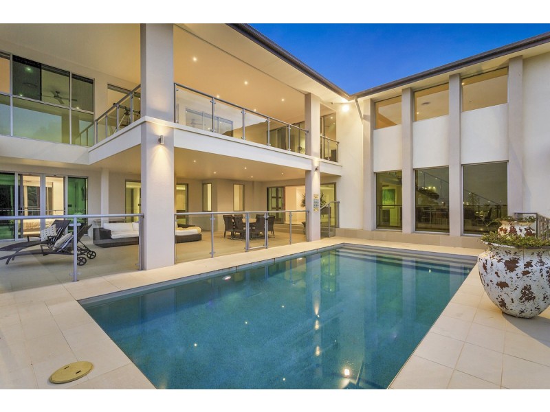 219 Crane Crescent, Nerang QLD 4211