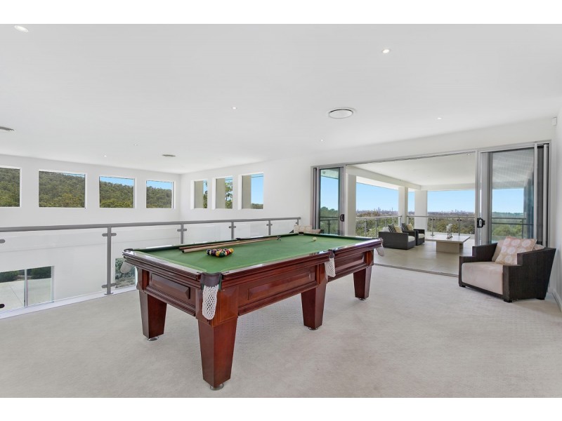 219 Crane Crescent, Nerang QLD 4211