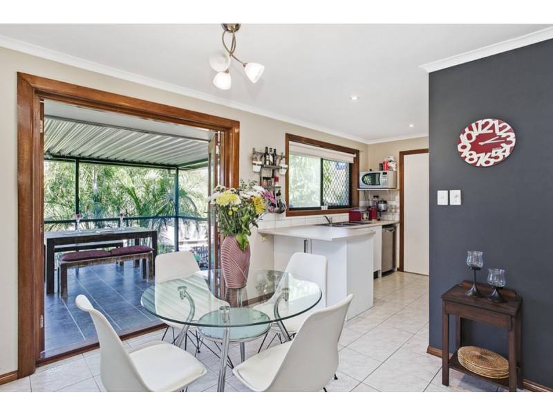 5 Rosella Court, Carrara QLD 4211