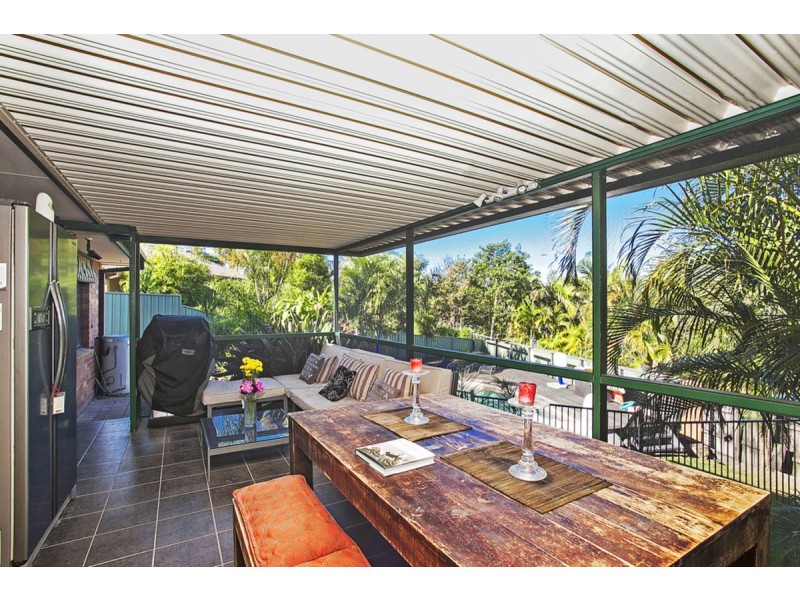 5 Rosella Court, Carrara QLD 4211