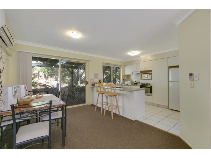 1/32 Riverview Road, Nerang QLD 4211