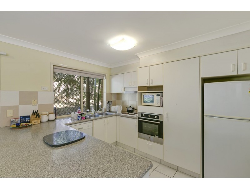 1/32 Riverview Road, Nerang QLD 4211