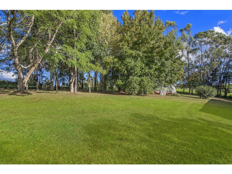 30 Southwest Road, Beechmont QLD 4211