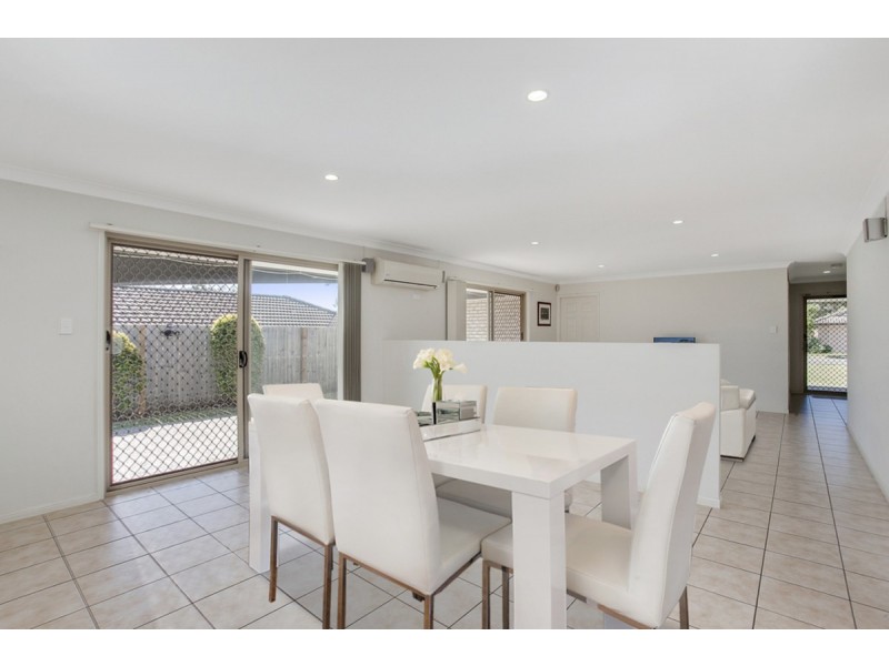 7 Debbie Way, Nerang QLD 4211