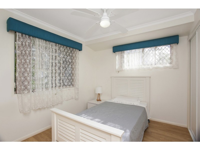 16 Lochinvar Court, Highland Park QLD 4211