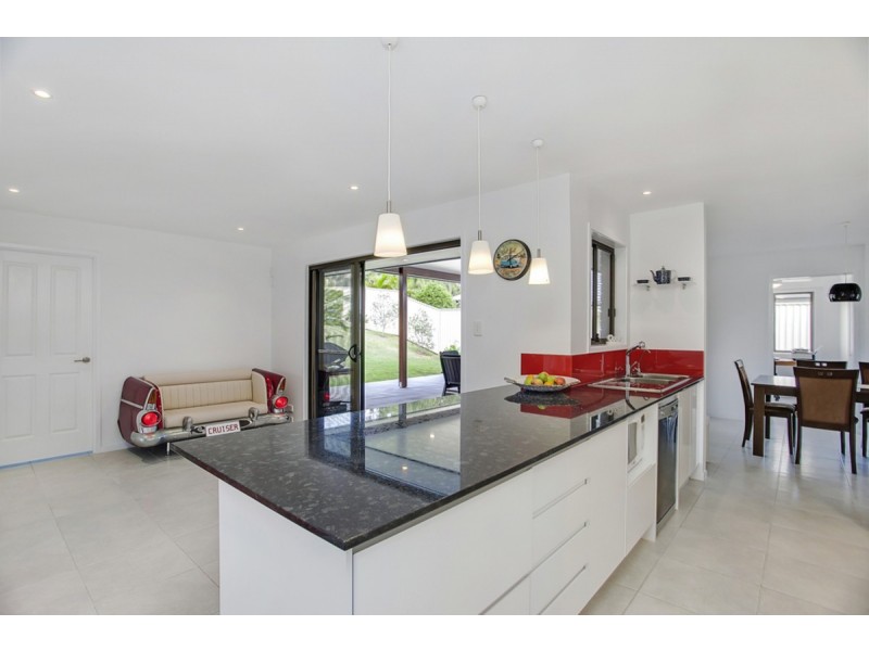 51 Dugandan Street, Nerang QLD 4211