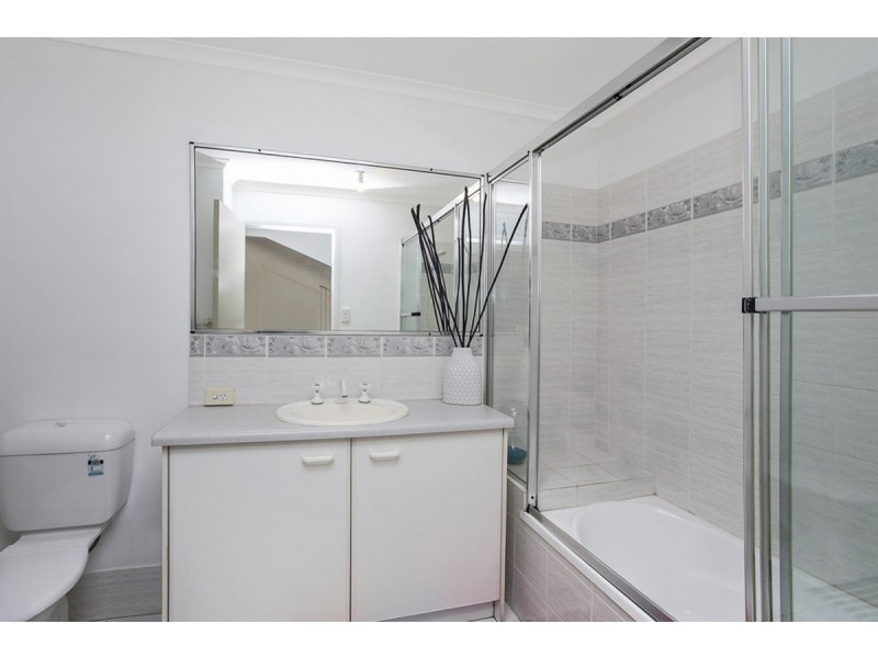 7/1A Alison Road, Carrara QLD 4211