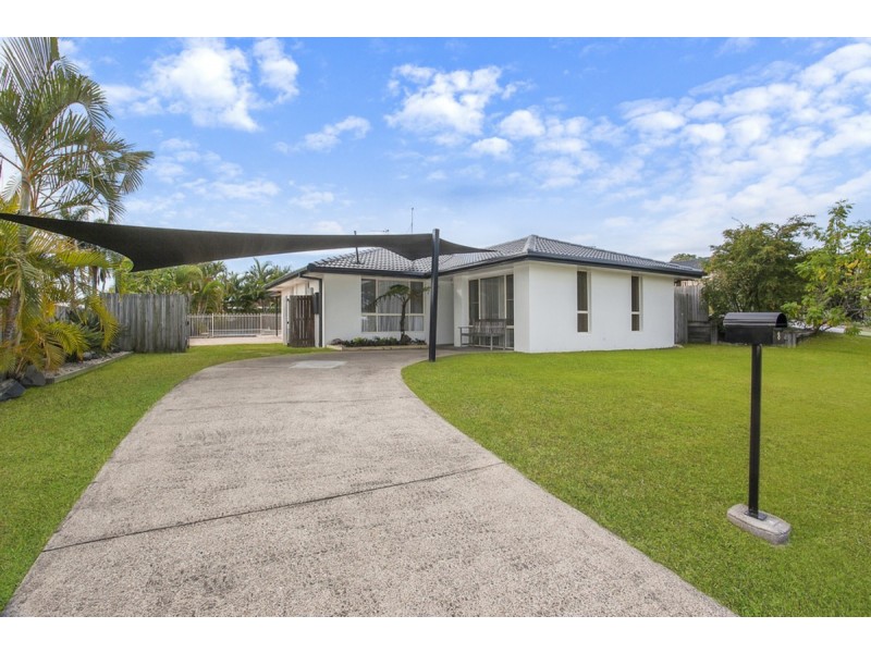 8 Issell Place, Highland Park QLD 4211