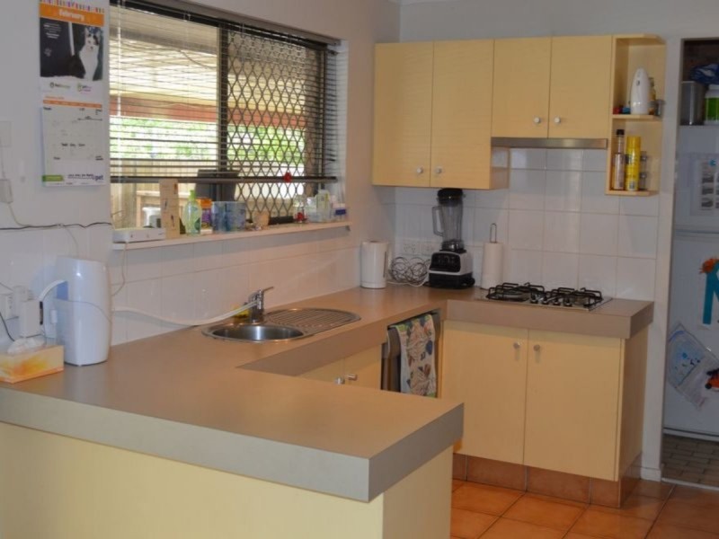 37 Plateau Crescent, Carrara QLD 4211