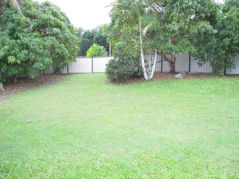 37 Plateau Crescent, Carrara QLD 4211