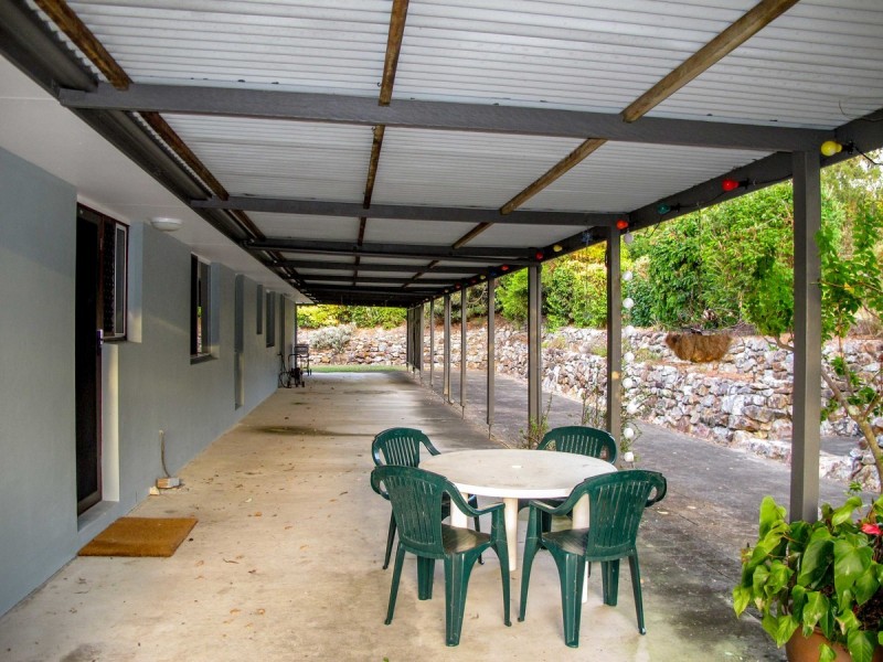50 Winderadeen Drive, Highland Park QLD 4211