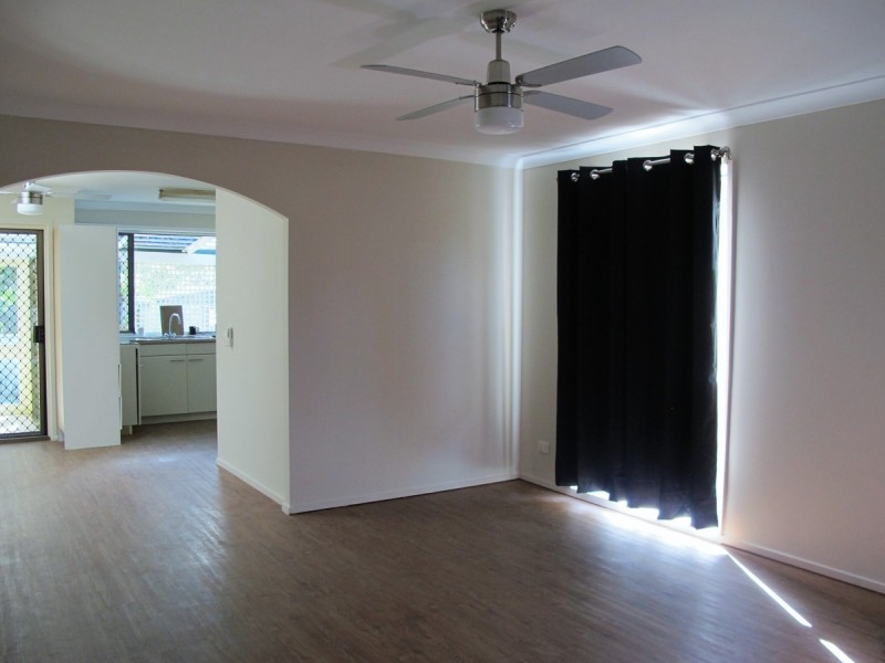 2/57 Corunna Crescent, Ashmore QLD 4214