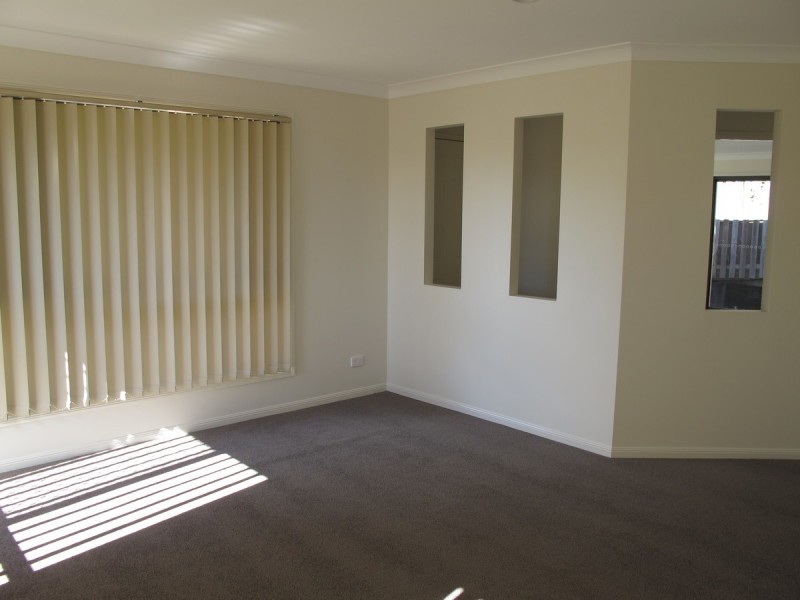 8 Marlee Jayne Close, Nerang QLD 4211