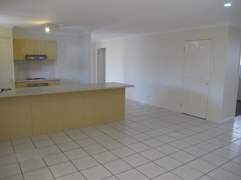 8 Marlee Jayne Close, Nerang QLD 4211