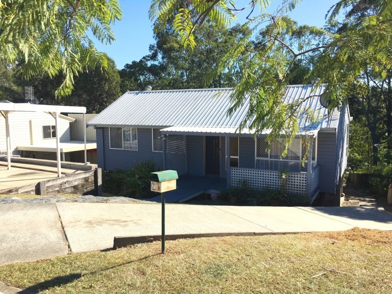 7 Windsor Place, Molendinar QLD 4214