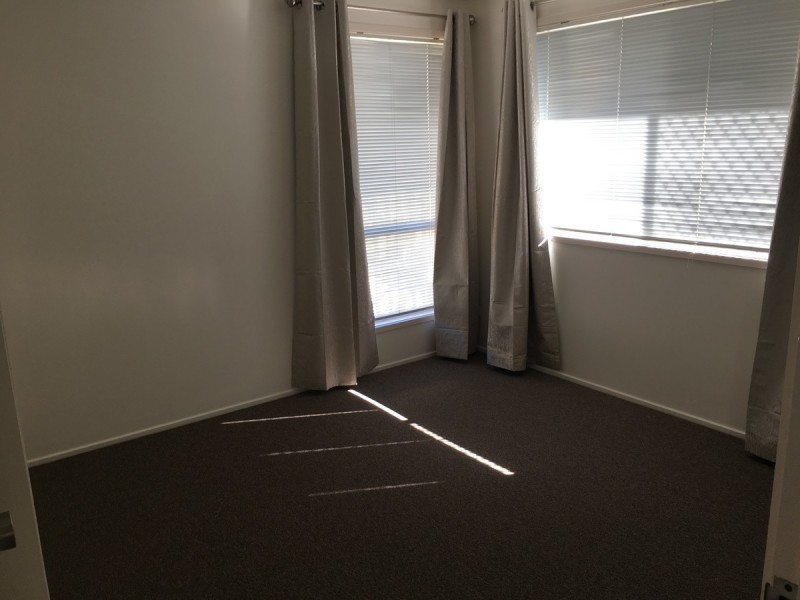 7 Windsor Place, Molendinar QLD 4214