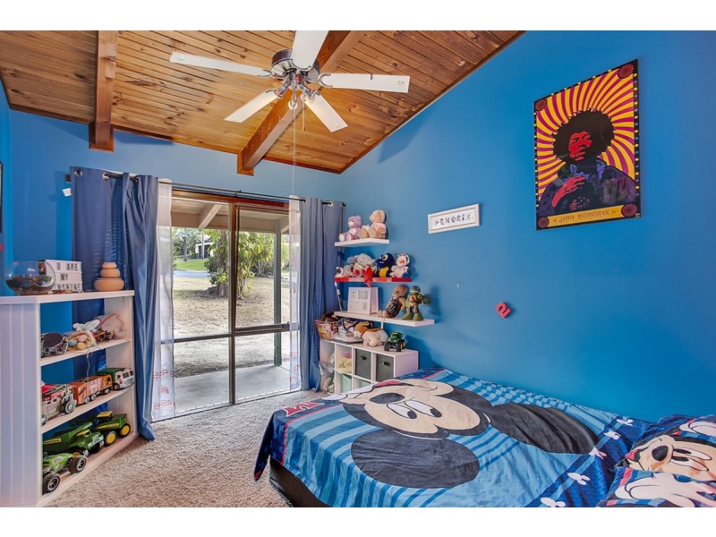 23 Minugh Court, Carrara QLD 4211