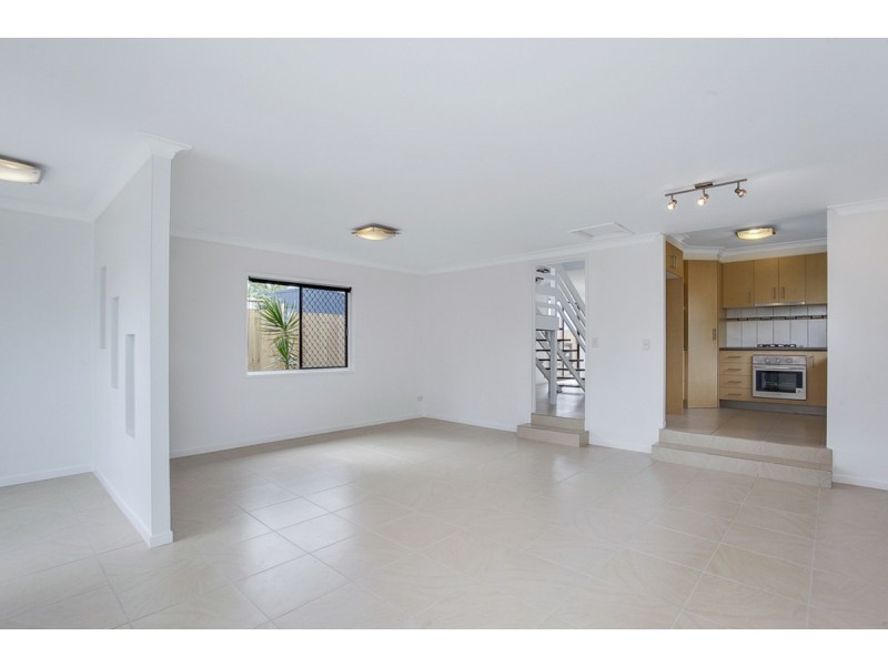 2/26 Tirring Street, Nerang QLD 4211